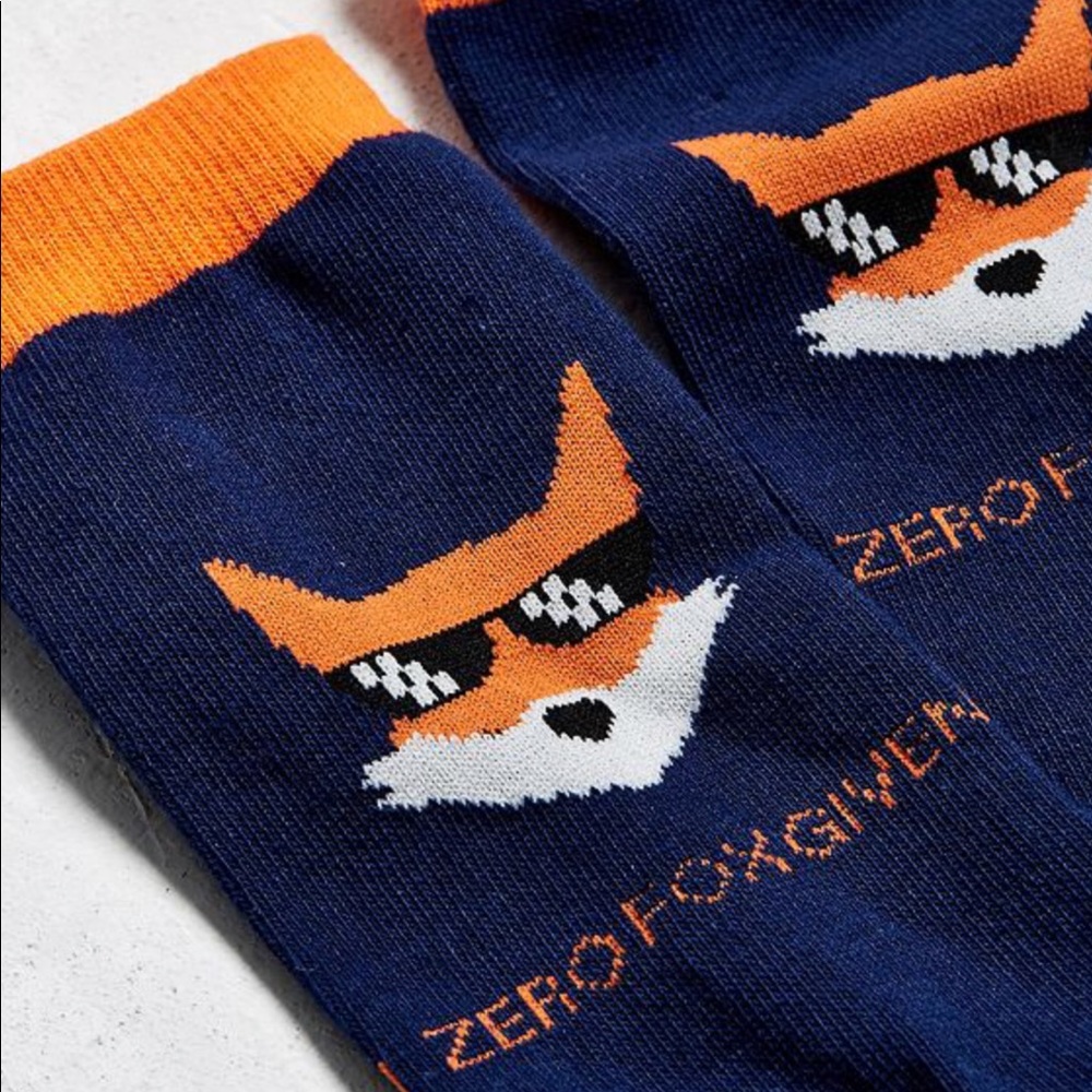UO ZEROFOXGIVEN socks